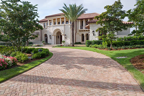 Best Driveway Paving Contractor  in Hermitage, PA
